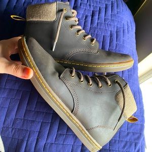 DR. MARTENS MAELLY WILDHORSE IN GAUCHO size 10 women’s